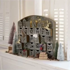 LOBERON Adventskalender Léran Grau Grau -Innenbeleuchtung, Wein- und Süßwarengeschäfte unnamed file 53