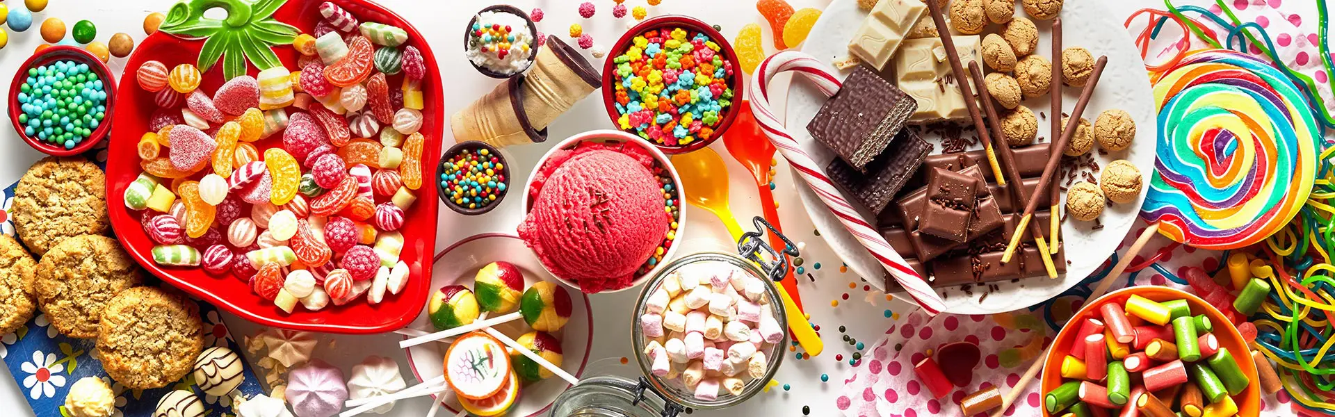 Innenbeleuchtung, Wein- und Süßwarengeschäfte -Innenbeleuchtung, Wein- und Süßwarengeschäfte wiederverwertung suesswaren futtermittel 1920x600 1